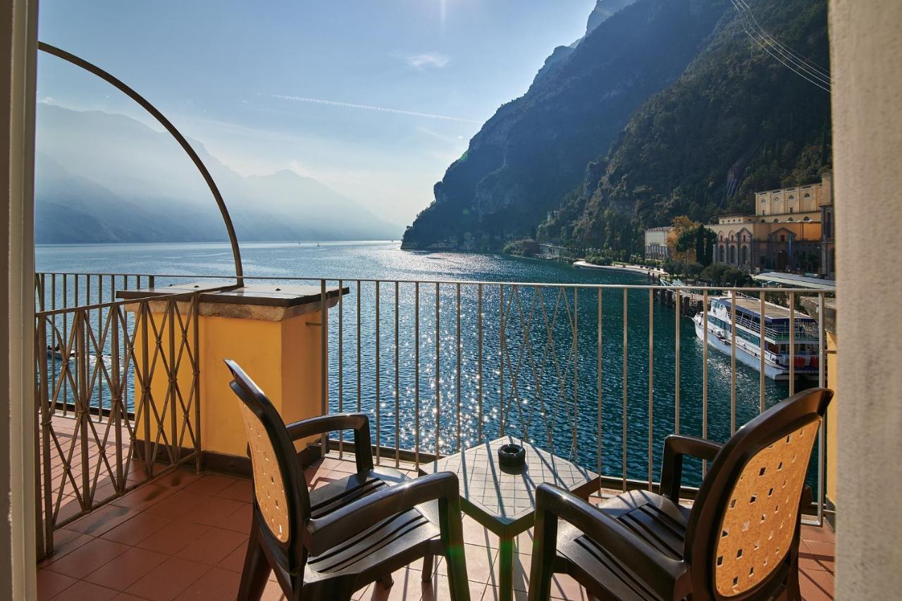 Hotel Sole Relax & Panorama Riva del Garda Exteriör bild